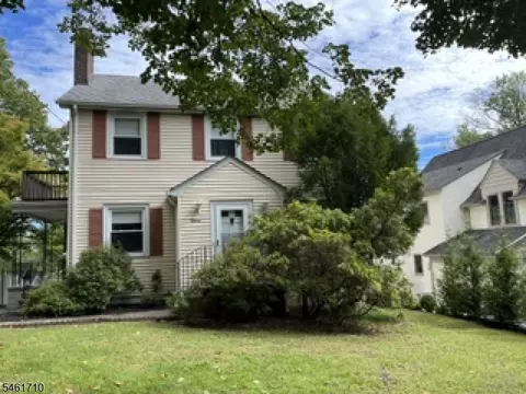 15 Sherman Pl, Morristown, NJ 07960