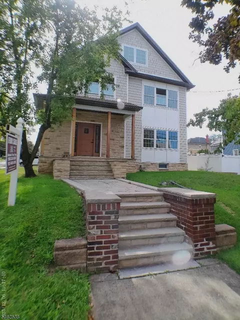 852 Park Ave, Elizabeth, NJ 07208