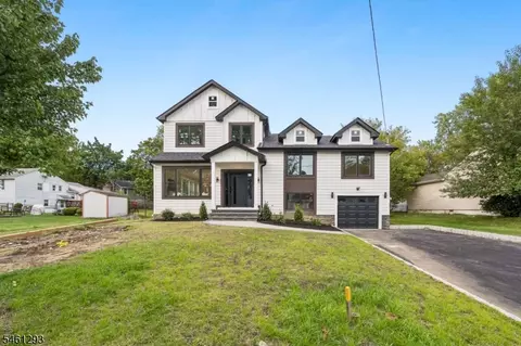 16 Alcott Dr, Livingston, NJ 07039