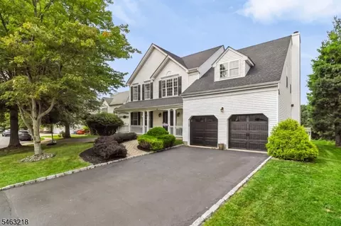 36 Bluebird Way, Raritan, NJ 08869