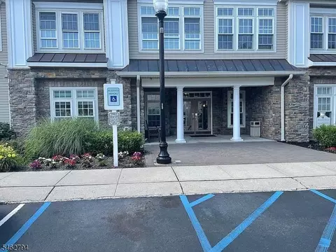 5205 Cedar Village Blvd, East Brunswick, NJ 08816
