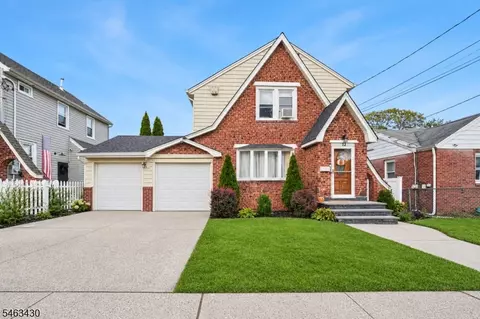 12 Silleck St, Clifton, NJ 07013