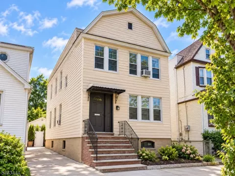 124 Nelson Ave, Jersey City, NJ 07307