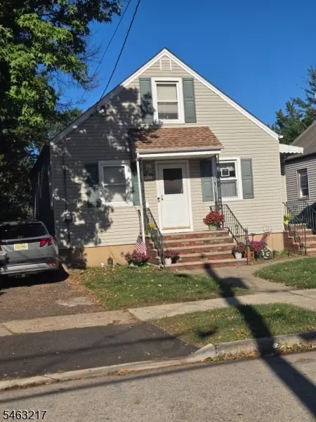 918 Seymour Ave, Linden, NJ 07036
