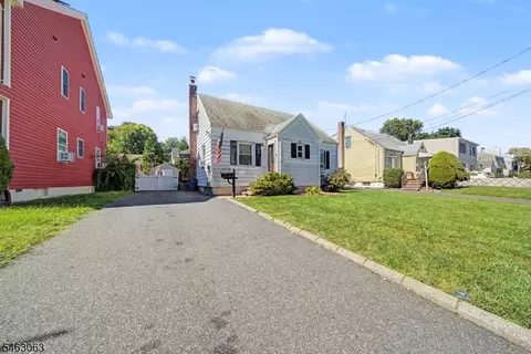 10-22 2nd St, Fair Lawn, NJ 07410