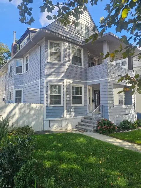685 20th Ave #2, Paterson, NJ 07504