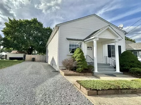 80 Main St, East Brunswick, NJ 08816