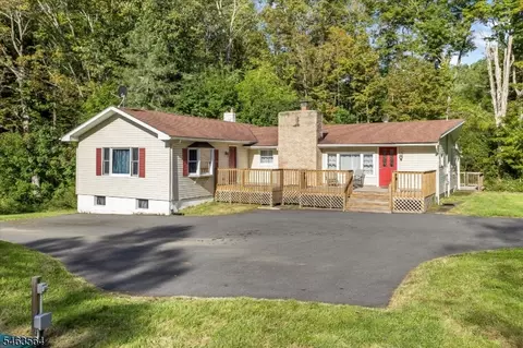 288 Silver Lake Rd, Blairstown, NJ 07825