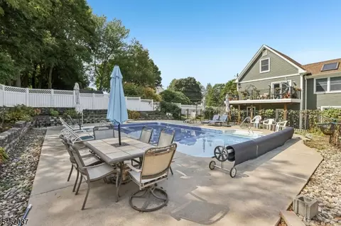 Exterior - 36 Everett, Randolph, NJ 07869 photo 6 of 10