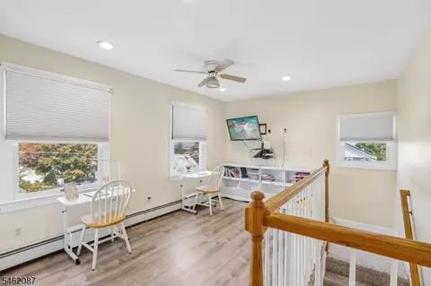 Entry Way - 36 Everett, Randolph, NJ 07869 photo 4 of 4