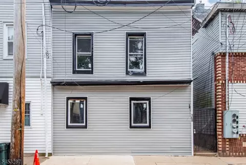 168 N Main St, Paterson, NJ 07522