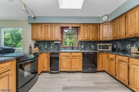 Kitchen - 22 Polktown Rd, Hampton, NJ 08827 photo 2 of 4