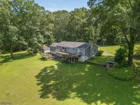 Exterior - 22 Polktown Rd, Hampton, NJ 08827 photo 5 of 9