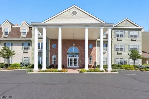9225 Richmond Rd #225, West Milford, NJ 07480