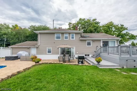 Exterior - 1555 Ratzer Rd, Wayne, NJ 07470 photo 3 of 15