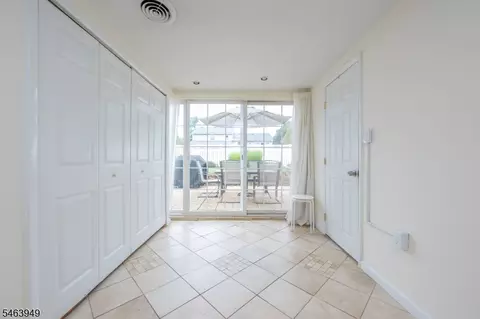 Entry Way - 1555 Ratzer Rd, Wayne, NJ 07470 photo 2 of 2