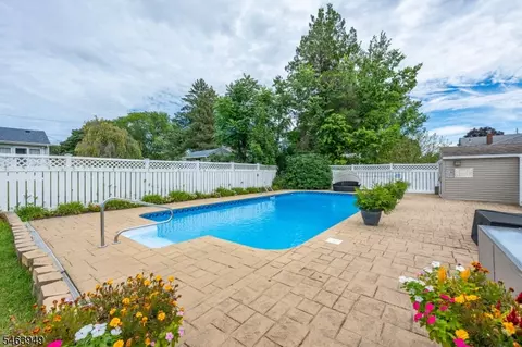 Exterior - 1555 Ratzer Rd, Wayne, NJ 07470 photo 8 of 15