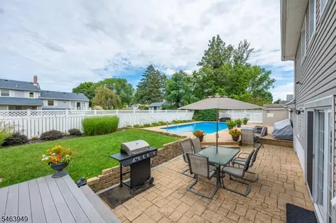 Exterior - 1555 Ratzer Rd, Wayne, NJ 07470 photo 5 of 15