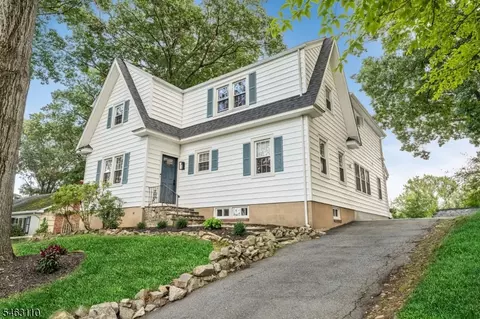 92 Hillcrest Ave, Morristown, NJ 07960