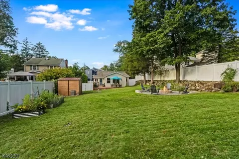Exterior - 26 Lenape Trl, Wayne, NJ 07470 photo 7 of 7