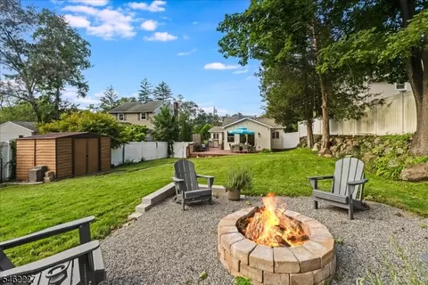 Exterior - 26 Lenape Trl, Wayne, NJ 07470 photo 6 of 7