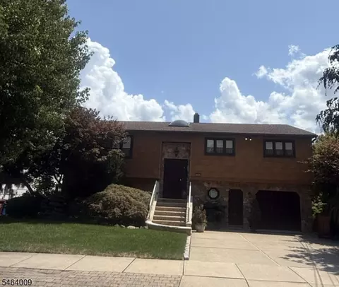 134 Hillside Ave, Nutley, NJ 07110