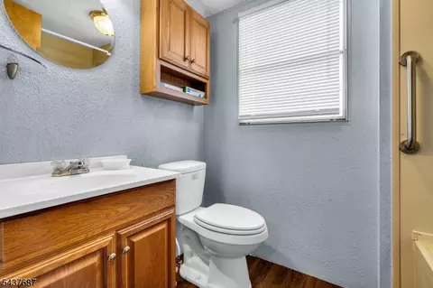 Bath - 7 Post, White Twp, NJ 07823 photo 2 of 2