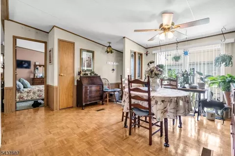 Dining - 7 Post, White Twp, NJ 07823 photo 1 of 2