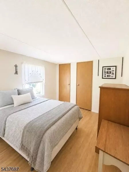 Bedroom - 7 Post, White Twp, NJ 07823 photo 2 of 3