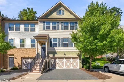 82 Albert Ct, Randolph, NJ 07869