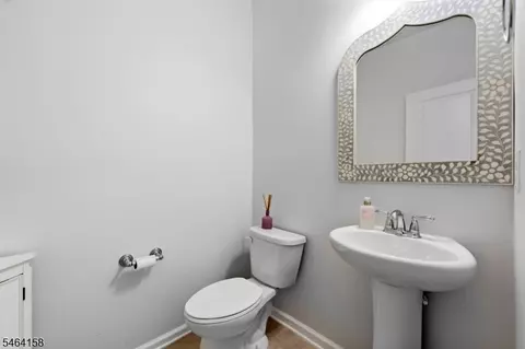 Entry Way - 82 Albert Ct, Randolph, NJ 07869 photo 5 of 5