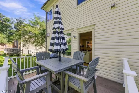 Exterior - 82 Albert Ct, Randolph, NJ 07869 photo 2 of 4