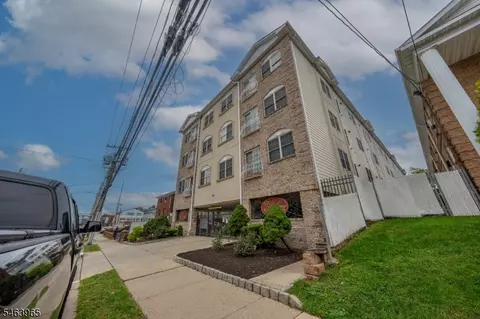 351 S Broad St #407, Elizabeth, NJ 07202