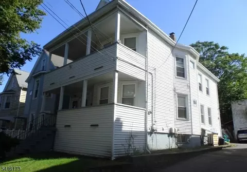 15 Caroline Ave, Clifton, NJ 07011