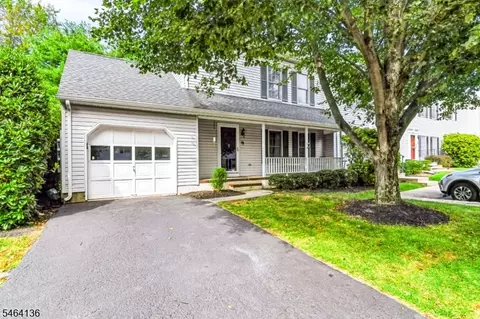 48 Kingswood Rd, Somerville, NJ 08876