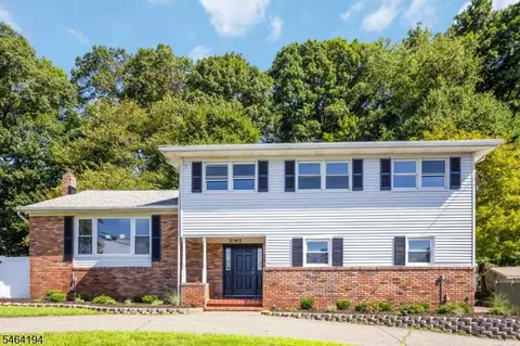 1065 Sussex Tpke, Randolph, NJ 07869