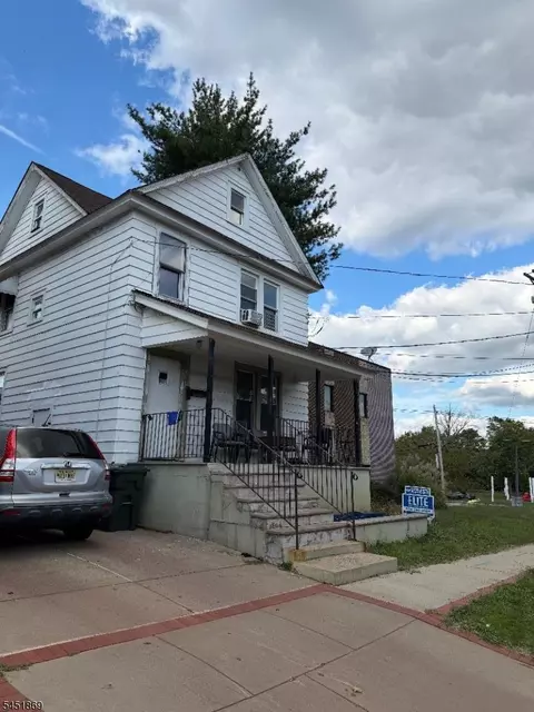 481 Hamilton St, Somerset, NJ 08873
