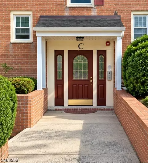 605 Grove St #13, Clifton, NJ 07013