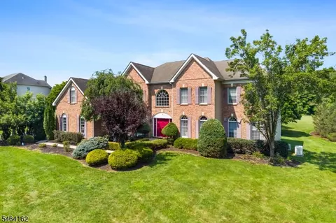 2 Coury Rd, Hillsborough, NJ 08844
