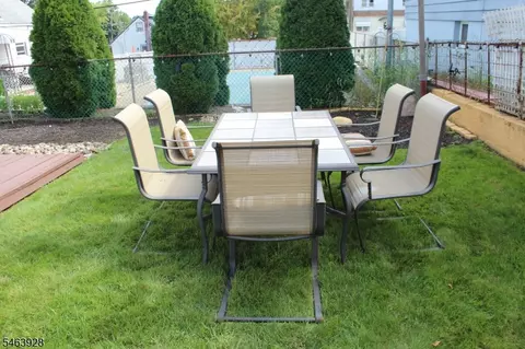 289-291 Sherwood Ave, Paterson, NJ 07502
