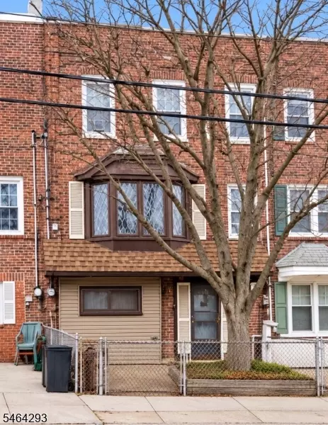 71 E 3rd St, Bayonne, NJ 07002