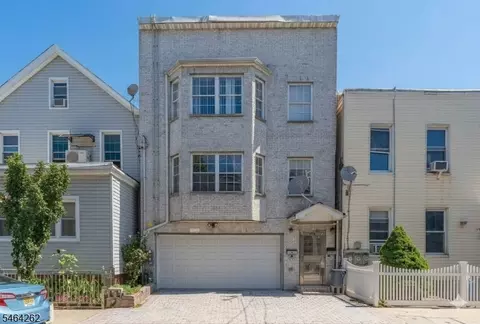 178 South St, Jersey City, NJ 07307