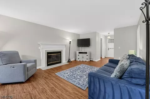 Living - 69 Brookside Rd, Randolph, NJ 07869 photo 4 of 6
