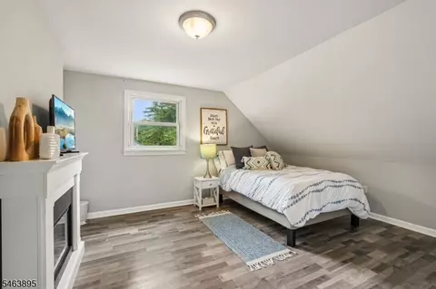 Bedroom - 166 Beech Ter, Wayne, NJ 07470 photo 5 of 9