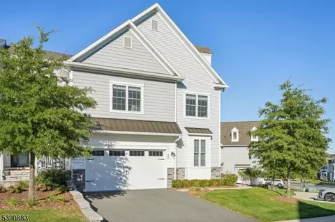 Exterior - 30 Juniper Ct, Cedar Grove, NJ 07009 photo 4 of 10