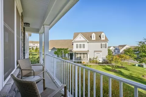 Exterior - 30 Juniper Ct, Cedar Grove, NJ 07009 photo 6 of 10