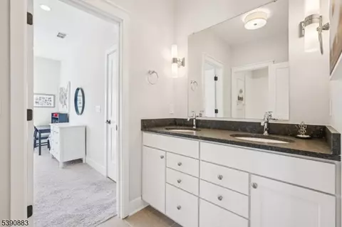 Bath - 30 Juniper Ct, Cedar Grove, NJ 07009 photo 4 of 6