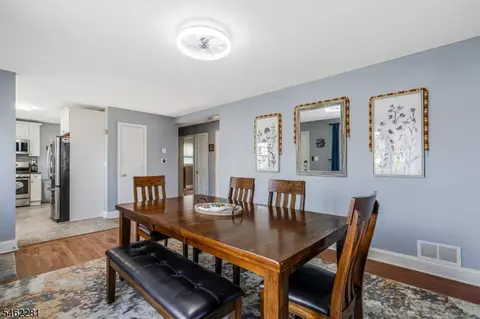 Dining - 324 Codrington Pl, Bound Brook, NJ 08805 photo 4 of 4