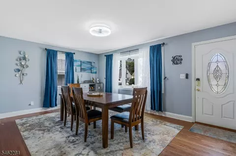 Dining - 324 Codrington Pl, Bound Brook, NJ 08805 photo 2 of 4
