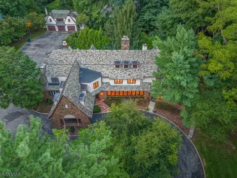 27 Village Green Ct, South Orange Village, NJ 07079